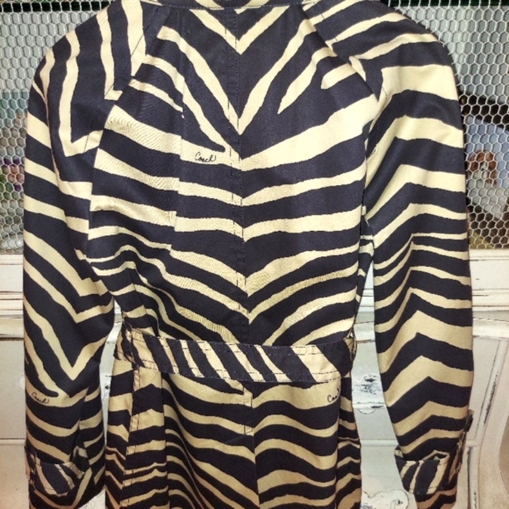 Coach Signature Zebra Pattern Lightweight Cotton … - image 4